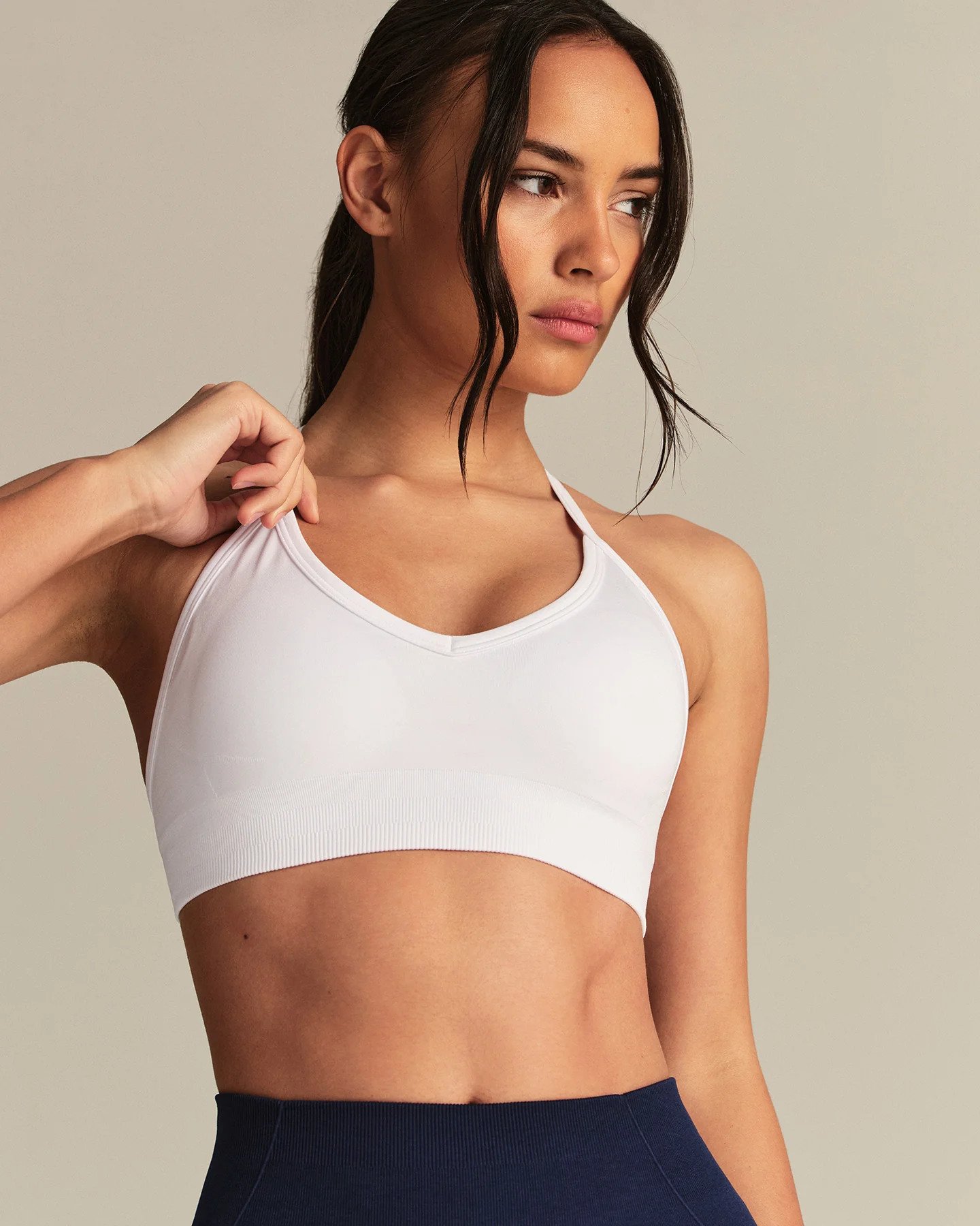 Define 2.0 Halter Neck Bra | White