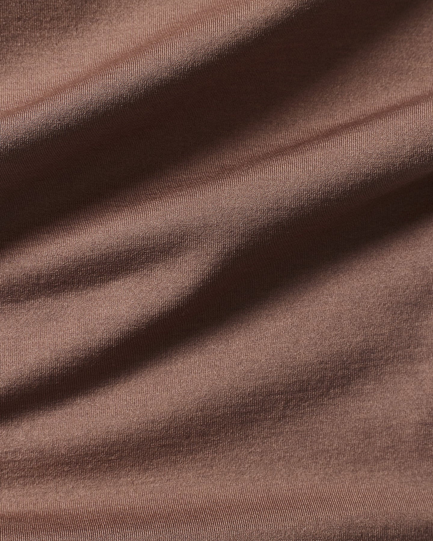 Define 2.0 High Waist Scrunch Shorts 4" | Mocha - Image 5