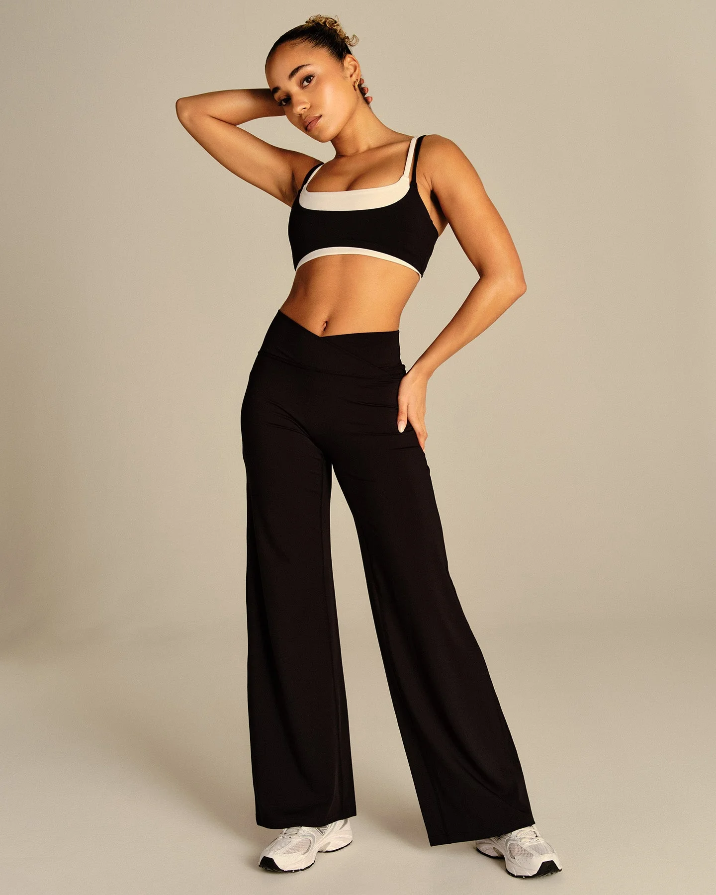 Essential Double Layer Bra | Black - Image 6