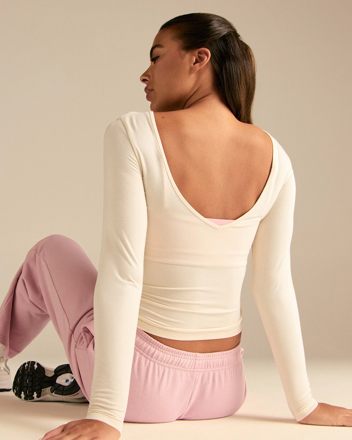 Smooth Contour Long Sleeve Reversible T-Shirt | Coconut White - Image 2